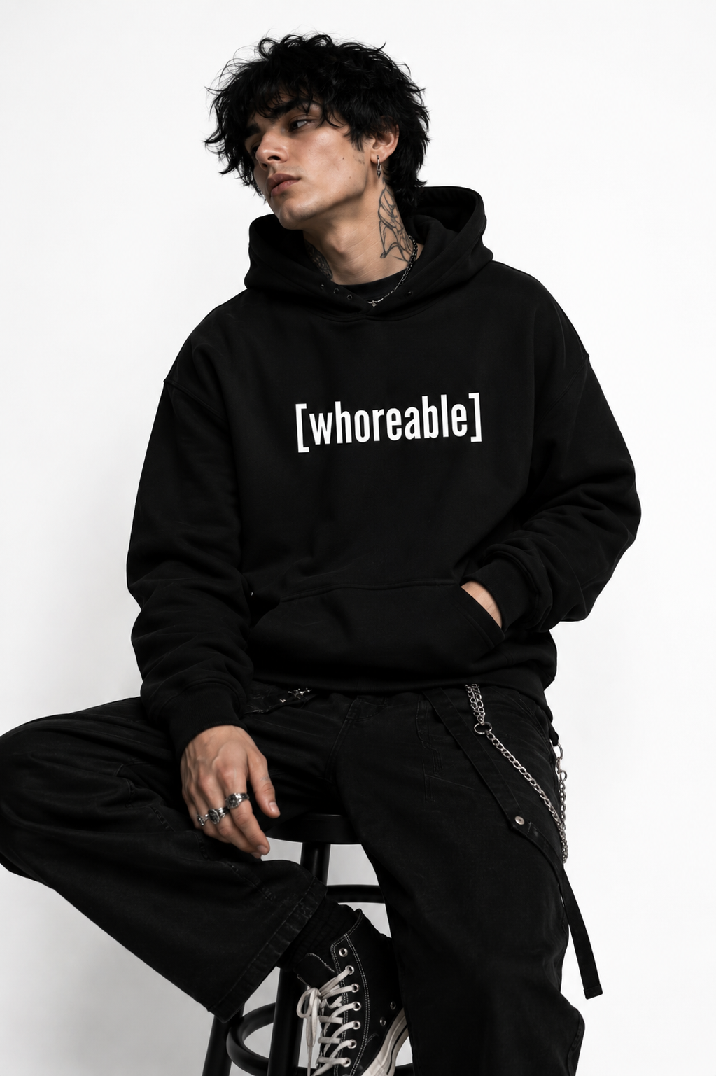 [whoreable] black hoodie